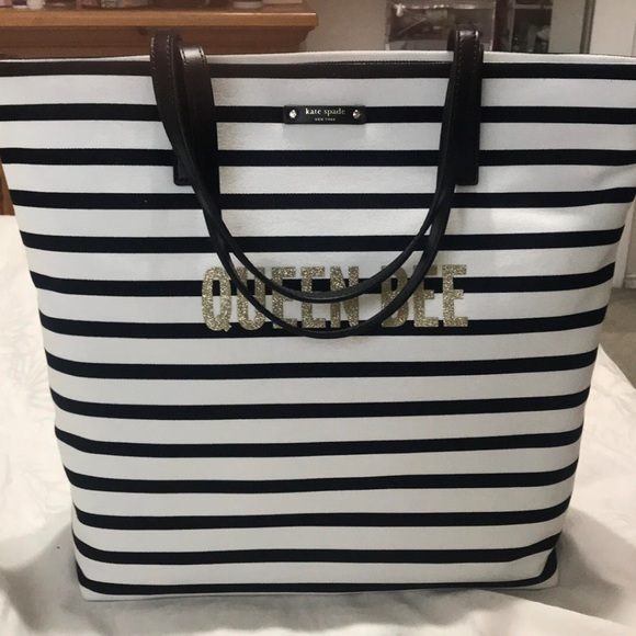 kate spade Handbags - New with TAG NWT Kate Spade Queens Bee tote